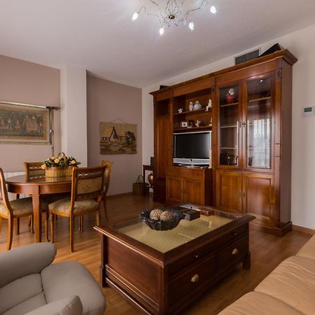 Gracia Suites - Centro Y Confort Con Parking Gratis Granada Exteriör bild