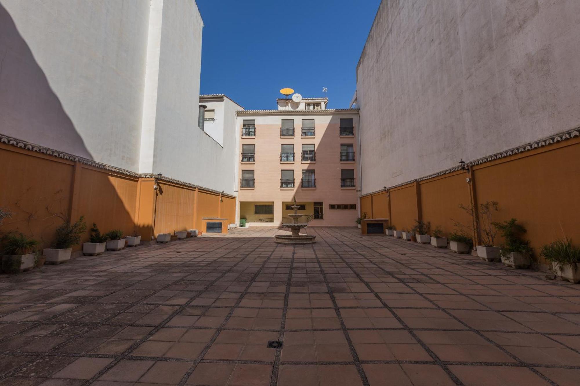 Gracia Suites - Centro Y Confort Con Parking Gratis Granada Exteriör bild